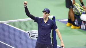 Jannik Sinner serving at Grand Slam tournament
